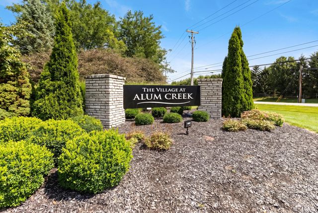 6045 Seton Court, Lewis Center, OH 43035