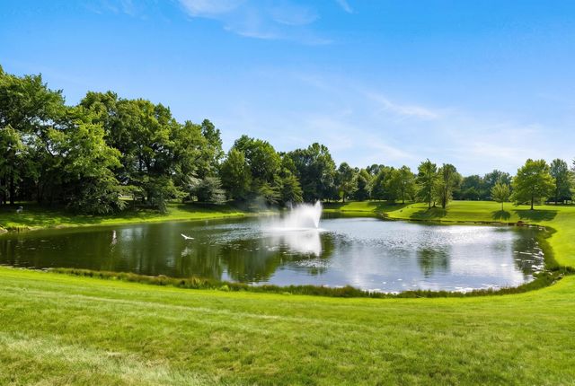 6045 Seton Court, Lewis Center, OH 43035