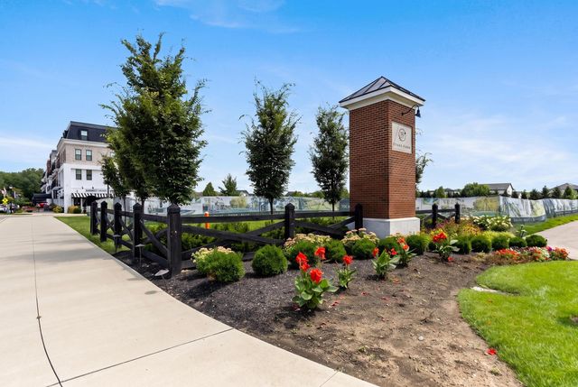 6045 Seton Court, Lewis Center, OH 43035