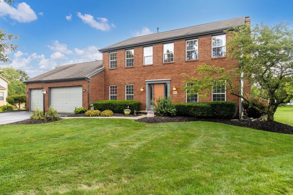 6045 Seton Court, Lewis Center, OH 43035