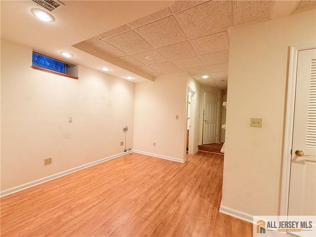 41 Manor Drive, Montgomery, NJ 08540