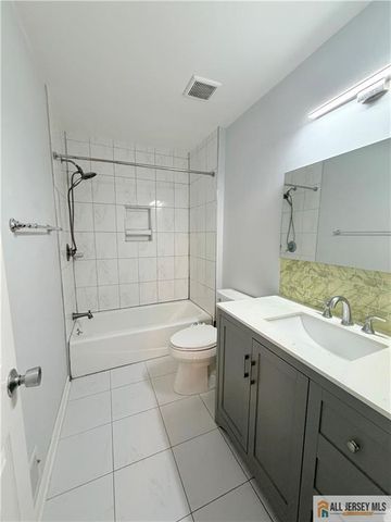 41 Manor Drive, Montgomery, NJ 08540