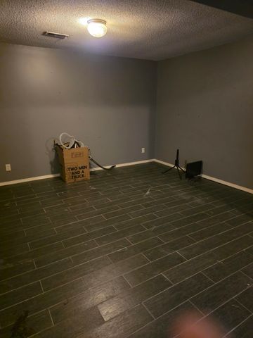 1613 E Autumn Place, Goddard, KS 67052