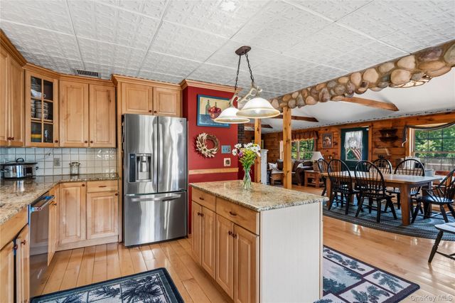 355 Woodland Avenue, Manorville, NY 11949