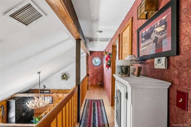 355 Woodland Avenue, Manorville, NY 11949