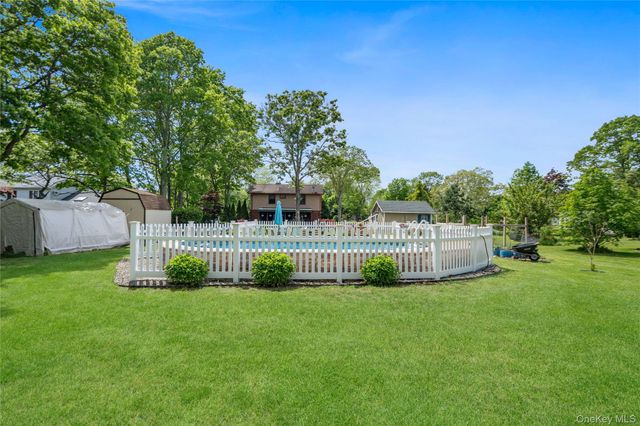 355 Woodland Avenue, Manorville, NY 11949