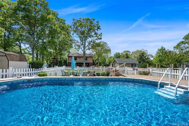 355 Woodland Avenue, Manorville, NY 11949