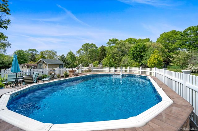 355 Woodland Avenue, Manorville, NY 11949
