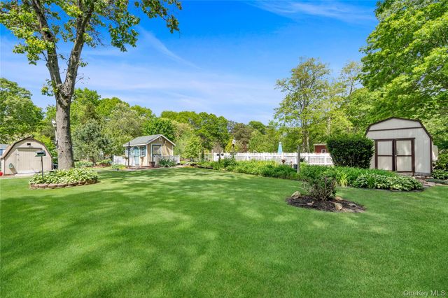 355 Woodland Avenue, Manorville, NY 11949