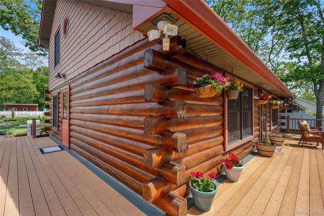 355 Woodland Avenue, Manorville, NY 11949