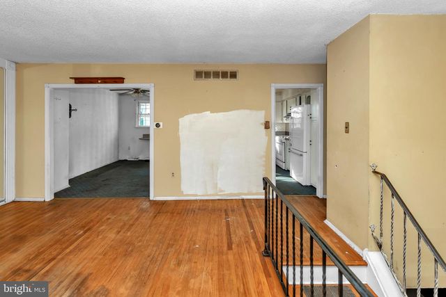 16 CONSTITUTION RD, Clementon, NJ 08021