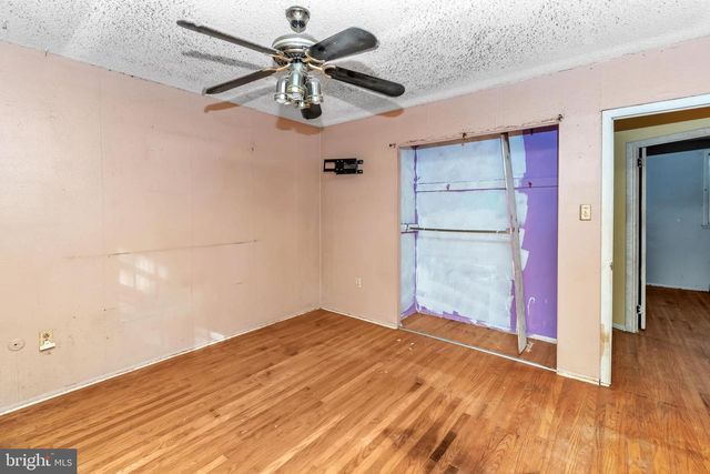 16 CONSTITUTION RD, Clementon, NJ 08021