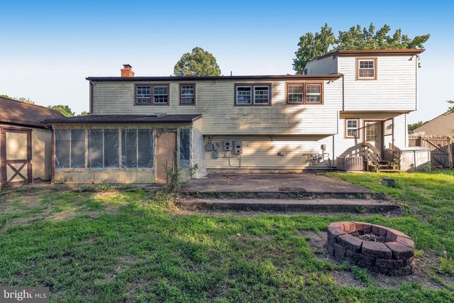 16 CONSTITUTION RD, Clementon, NJ 08021
