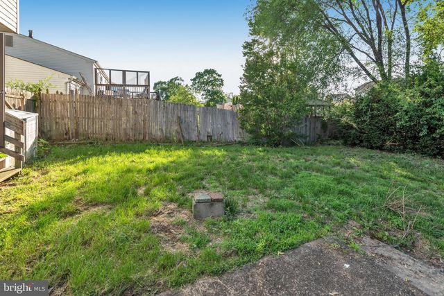 16 CONSTITUTION RD, Clementon, NJ 08021