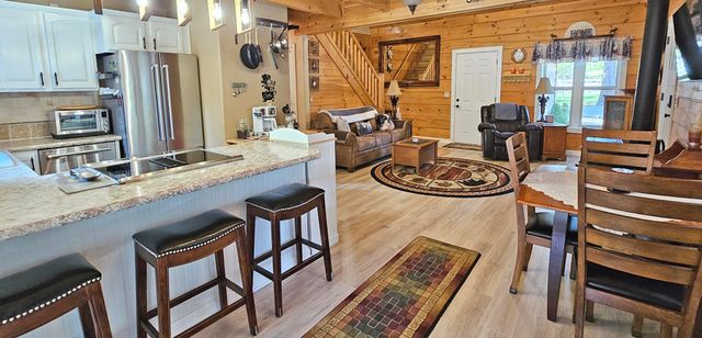 17659 Rosland Road, La Pine, OR 97739