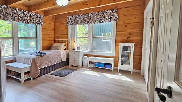 17659 Rosland Road, La Pine, OR 97739