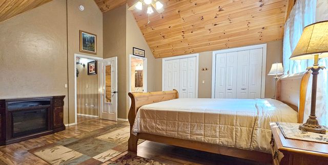 17659 Rosland Road, La Pine, OR 97739