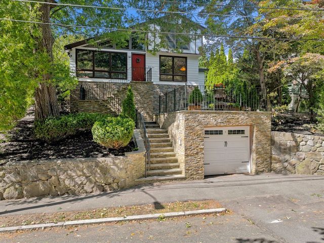 39 Sylvan Ave, Wakefield, MA 01880