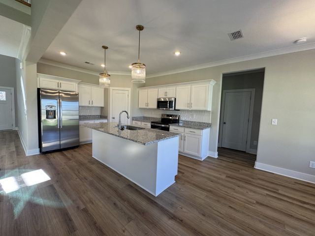216 Spring House Dr, Manchester, TN 37355