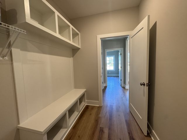 216 Spring House Dr, Manchester, TN 37355