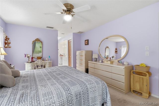 18 Foxgreen Court, Homosassa, FL 34446