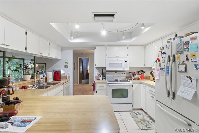 18 Foxgreen Court, Homosassa, FL 34446