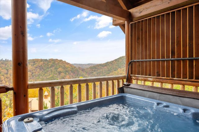 1723 High Rock Way, Sevierville, TN 37862