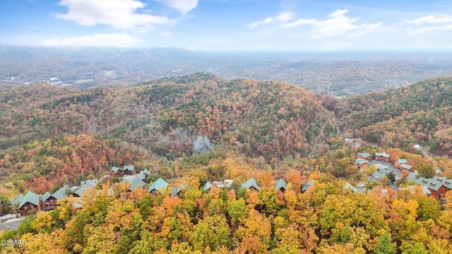 1723 High Rock Way, Sevierville, TN 37862
