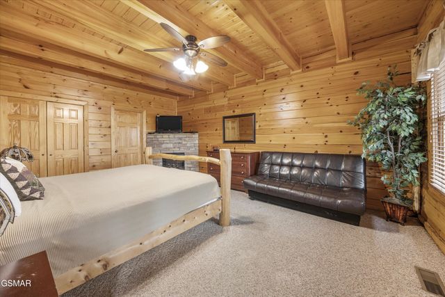 1723 High Rock Way, Sevierville, TN 37862