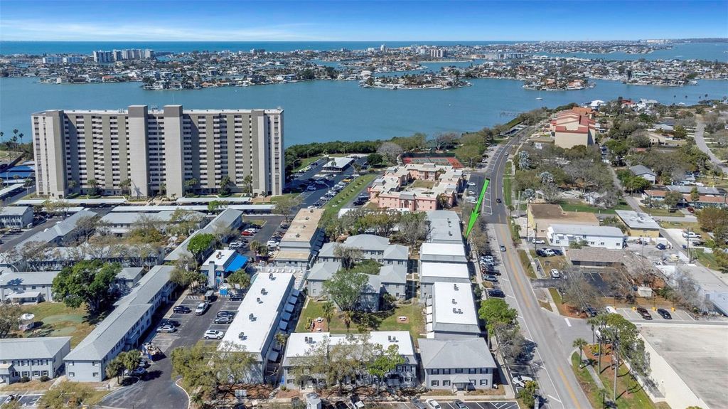 6976 SUNSET DRIVE S 6976, St Petersburg, FL 33707