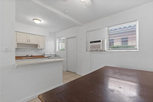 744 85th St, Miami Beach, FL 33141