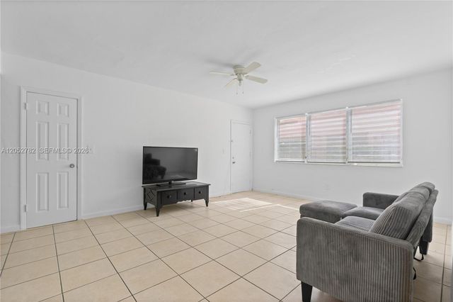 744 85th St, Miami Beach, FL 33141