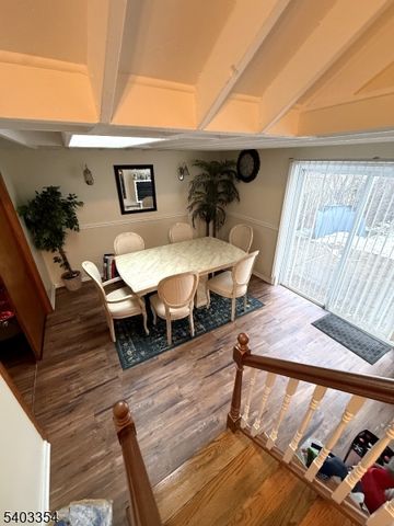 14 Colonial Rd, Roselle Boro, NJ 07203