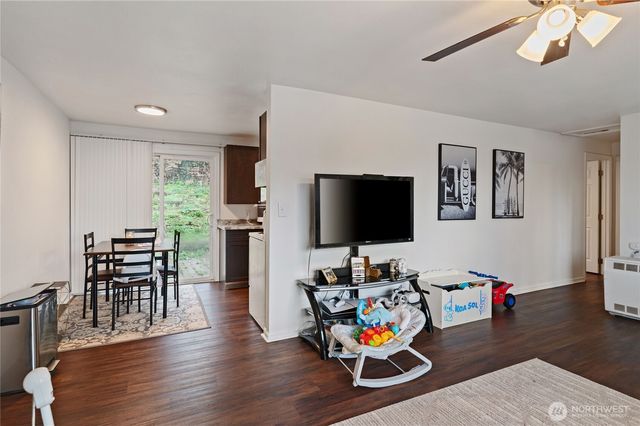 3224 Halverson Avenue, Bremerton, WA 98310