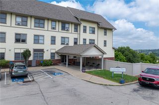 880 S Main St, South Strabane, PA 15301