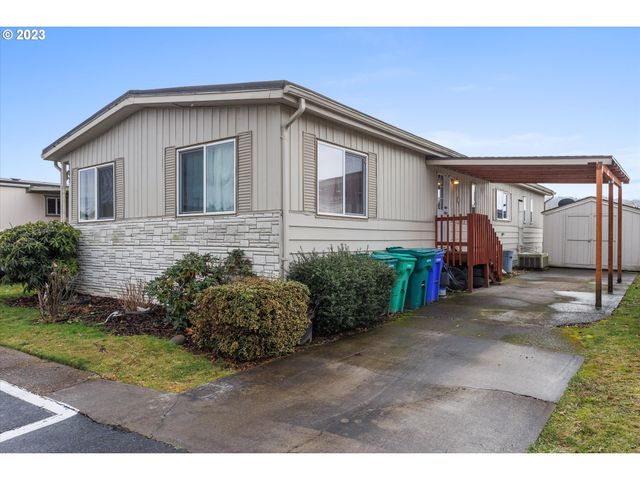 13900 Se HIGHWAY 212 125, Clackamas, OR 97015