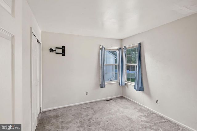 43 WILSON DR, Sicklerville, NJ 08081