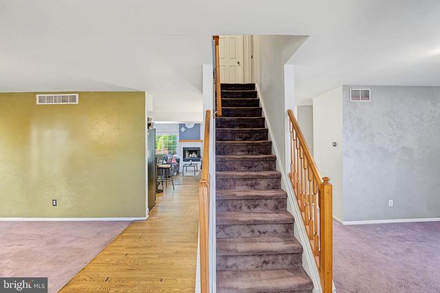 43 WILSON DR, Sicklerville, NJ 08081