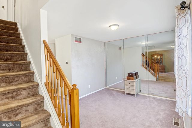 43 WILSON DR, Sicklerville, NJ 08081