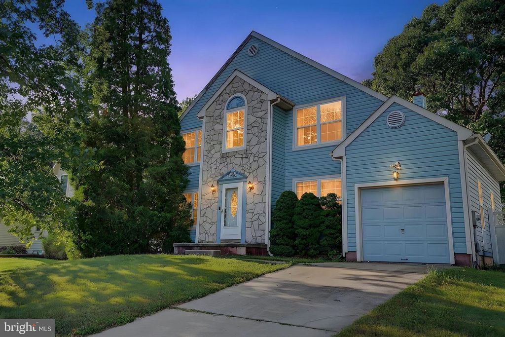 43 WILSON DR, Sicklerville, NJ 08081