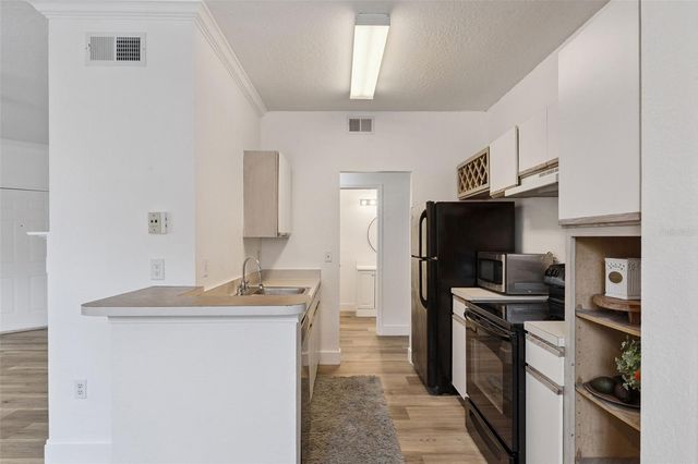 2558 ROBERT TRENT JONES DRIVE 1435, Orlando, FL 32835
