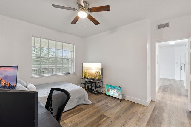 2558 ROBERT TRENT JONES DRIVE 1435, Orlando, FL 32835