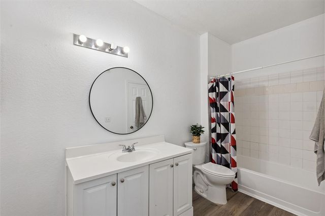 2558 ROBERT TRENT JONES DRIVE 1435, Orlando, FL 32835