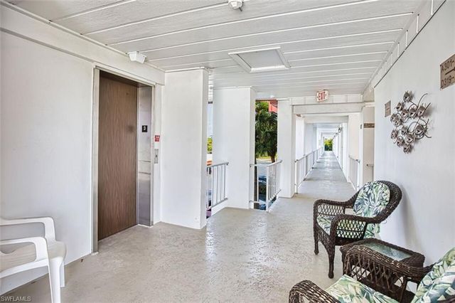 1700 Pine Valley DR 307, Fort Myers, FL 33907