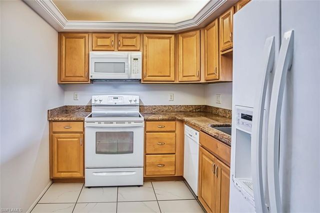 1700 Pine Valley DR 307, Fort Myers, FL 33907