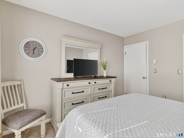 54 Rope Ferry Road I151, Waterford, CT 06385