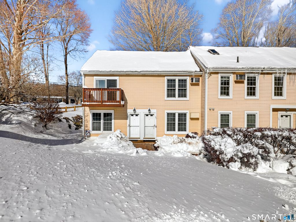 54 Rope Ferry Road I151, Waterford, CT 06385