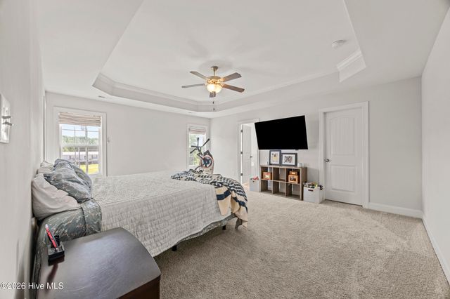 323 Windmill Light Way, Sneads Ferry, NC 28460