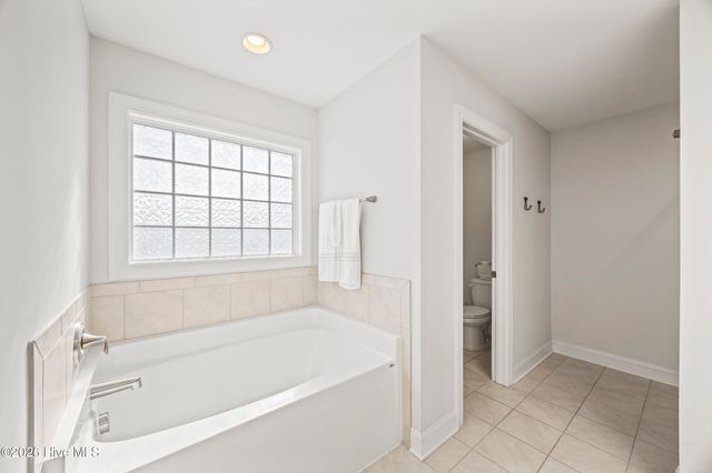 323 Windmill Light Way, Sneads Ferry, NC 28460