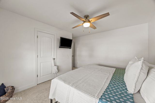 323 Windmill Light Way, Sneads Ferry, NC 28460